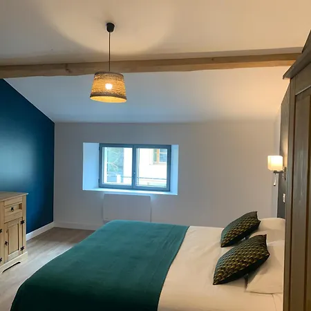 Maison D' Hotes L'ecurie De Luzerand לינה וארוחת בוקר