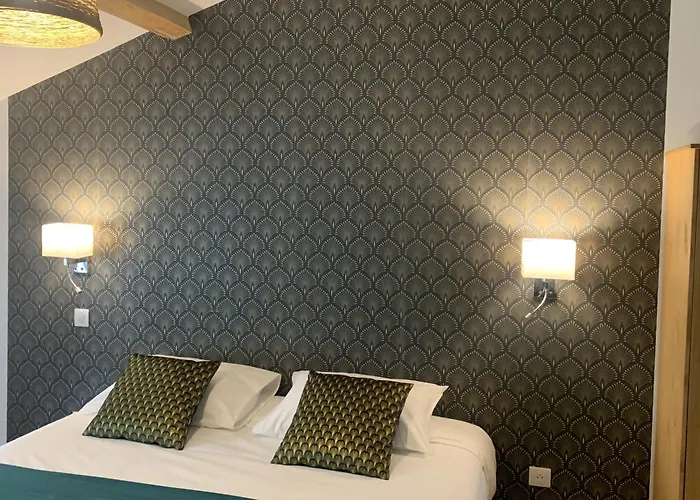 Maison D' Hôtes L'écurie De Luzerand Bed & Breakfast